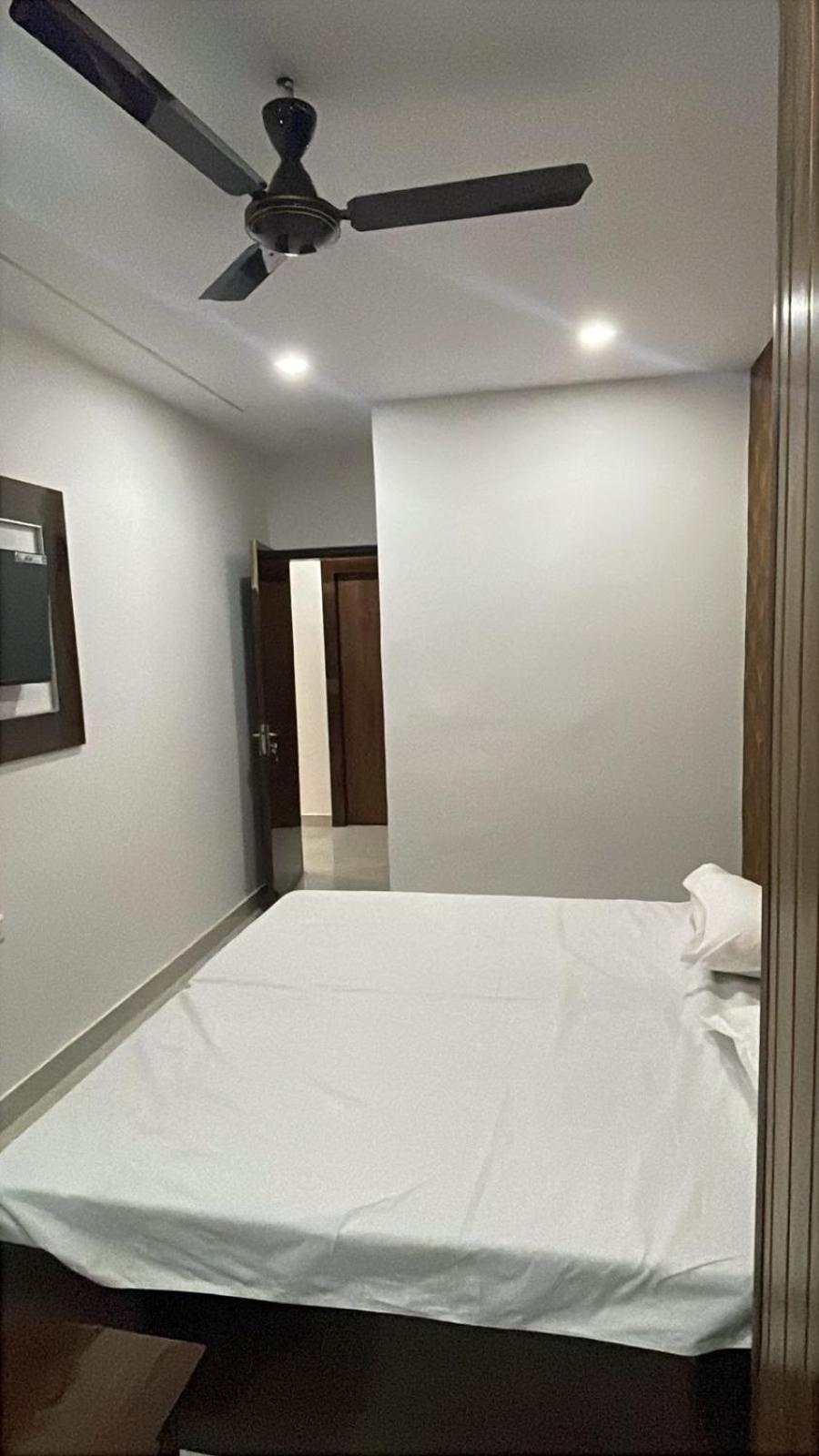 Kashi Imperial Bed & Breakfast พาราณสี ภายนอก รูปภาพ