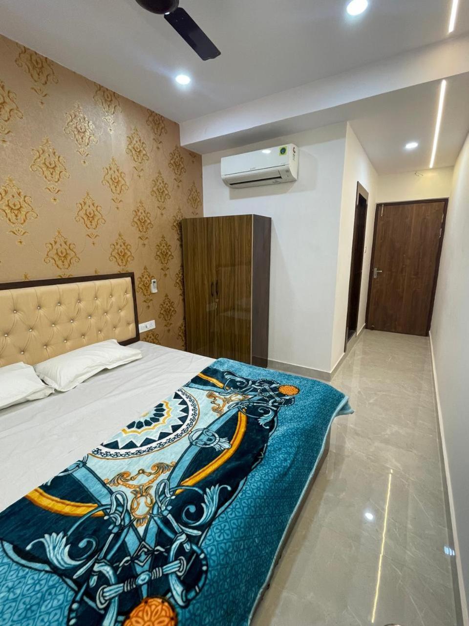 Kashi Imperial Bed & Breakfast พาราณสี ภายนอก รูปภาพ
